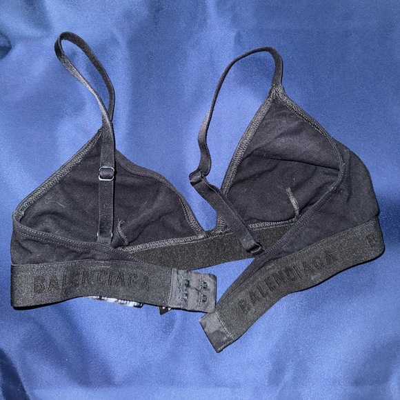 Balenciaga bra - size M - fits small - Picture 7 of 9
